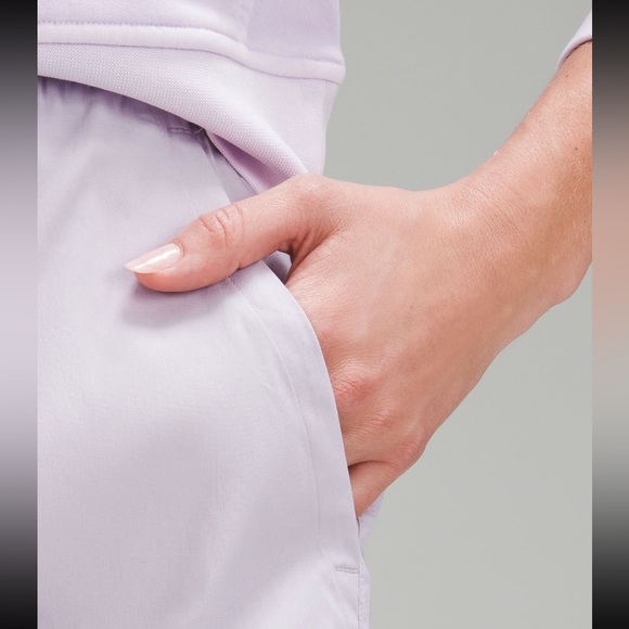 Cotton-Blend Poplin High-Rise Short 4” - Picture 6 of 10